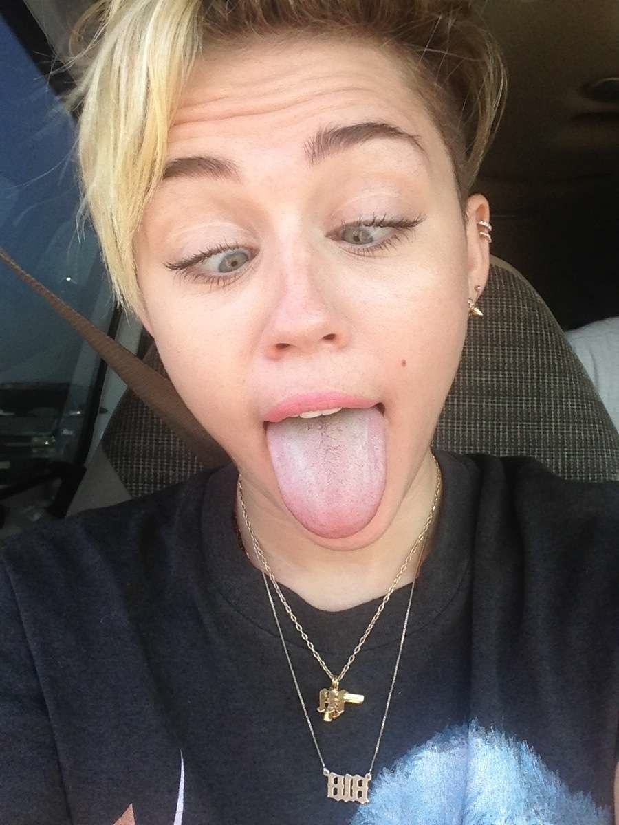 Miley cyrus leaked photos 2017